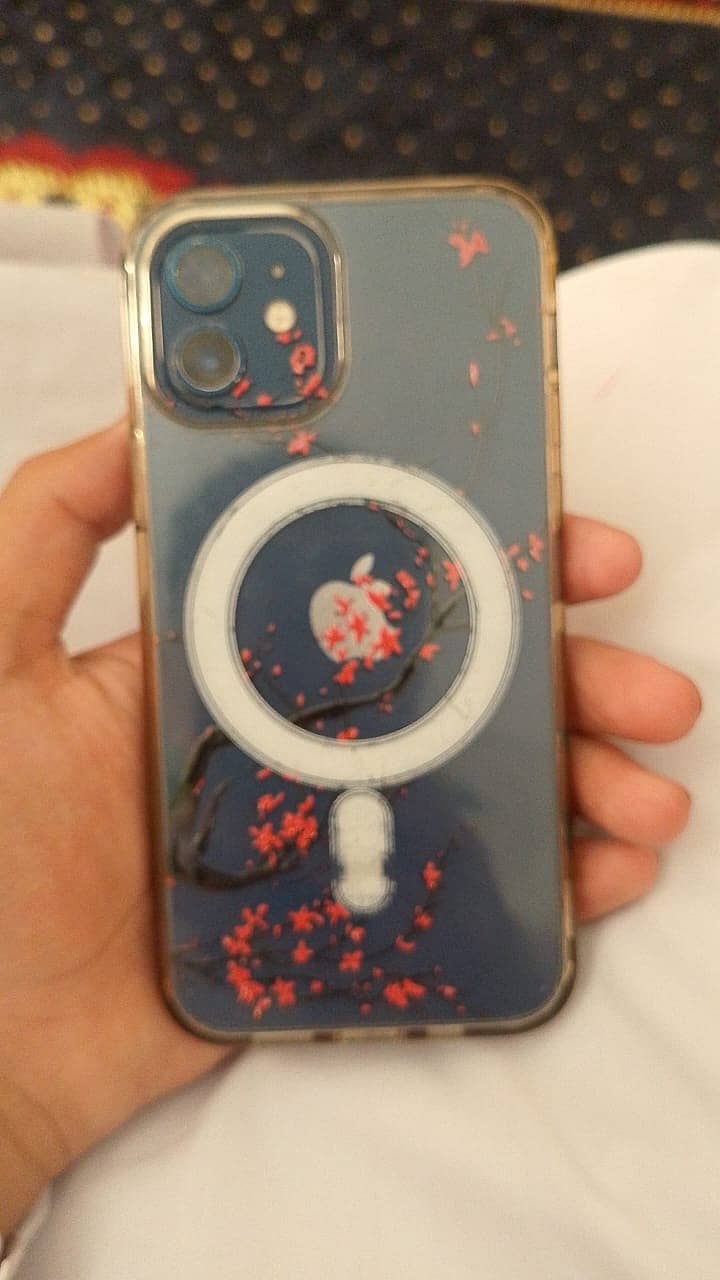 Apple iPhone 12 1