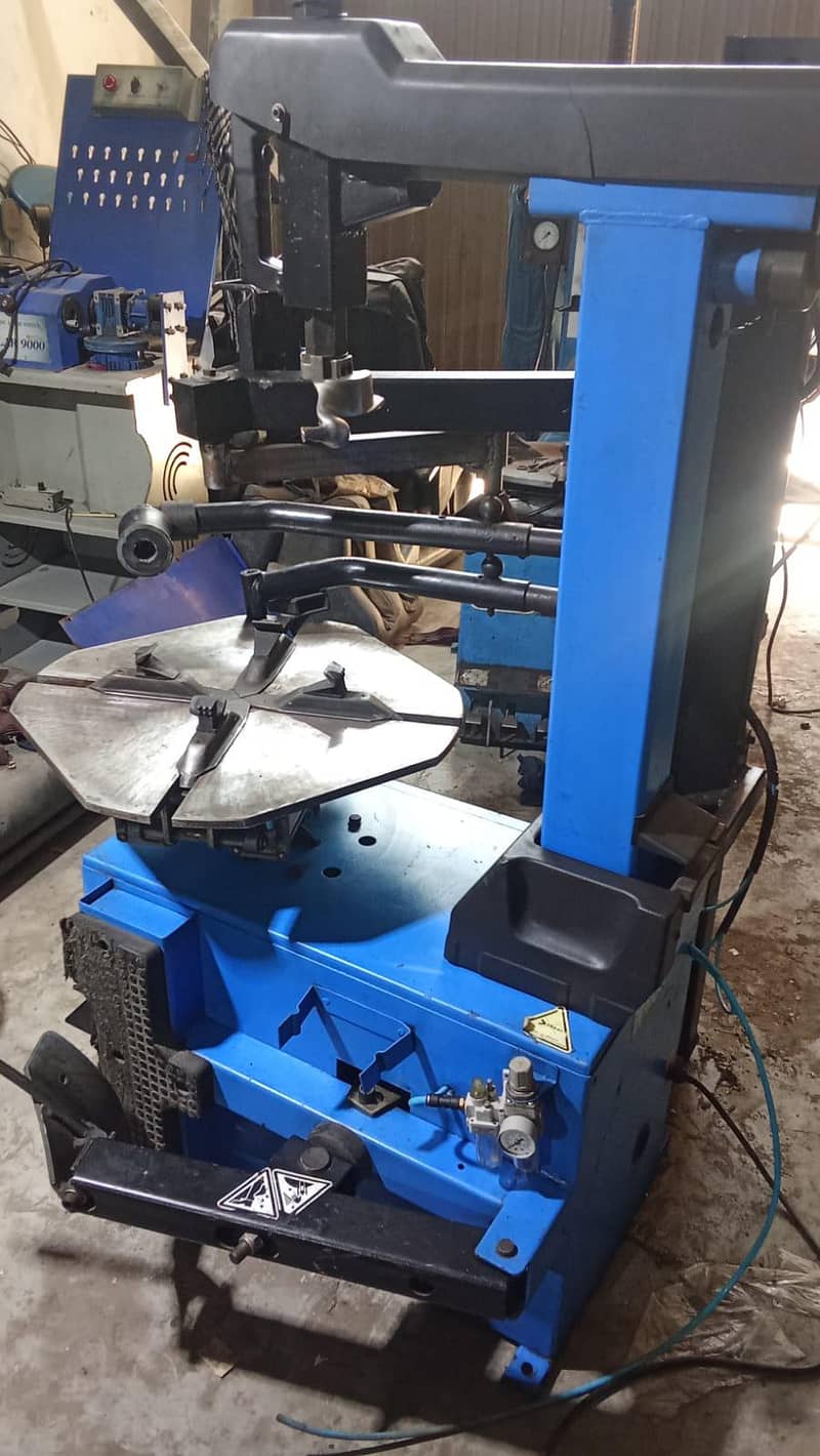 Tyre changer machine 2
