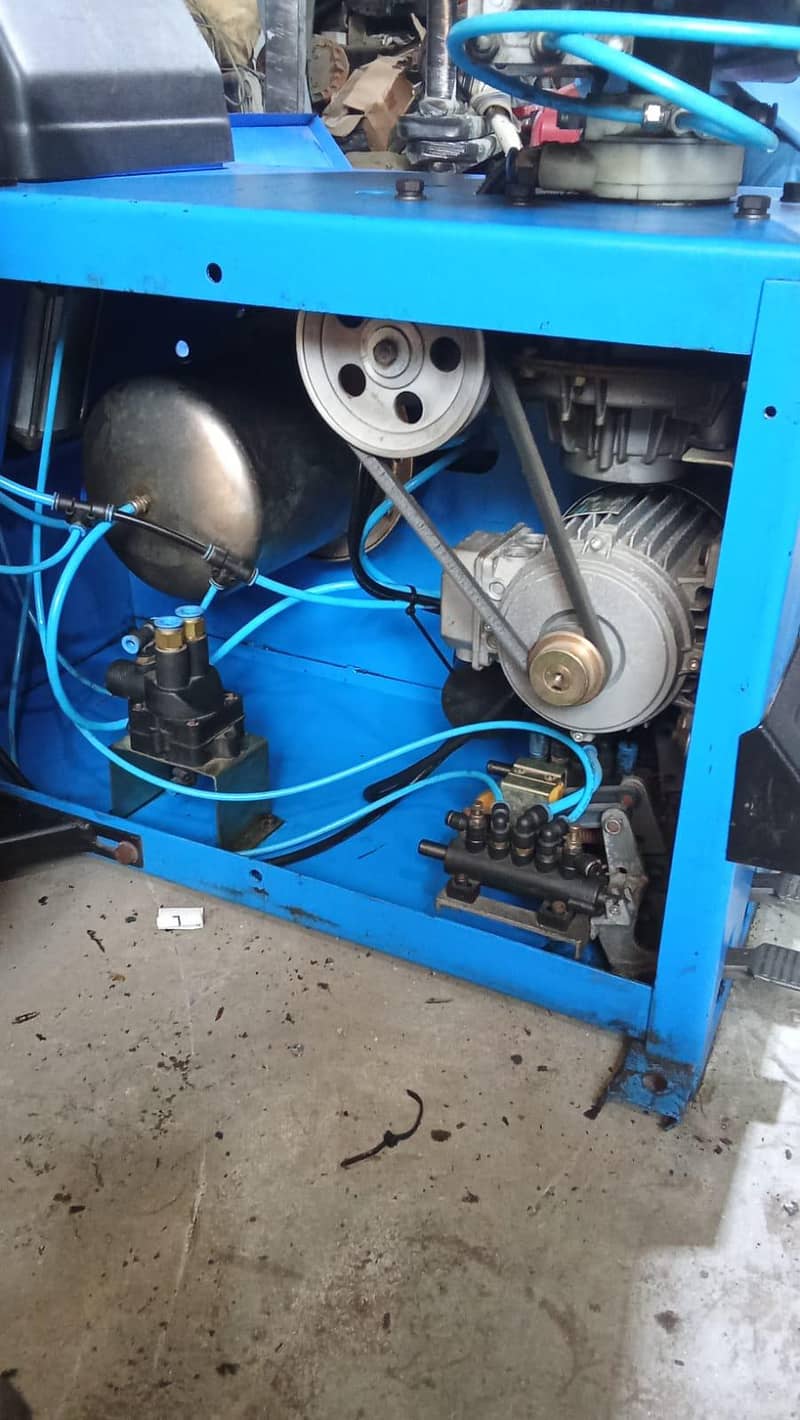 Tyre changer machine 4