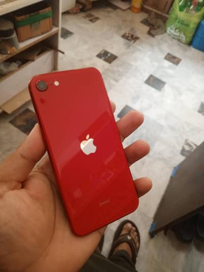 Apple iPhone SE