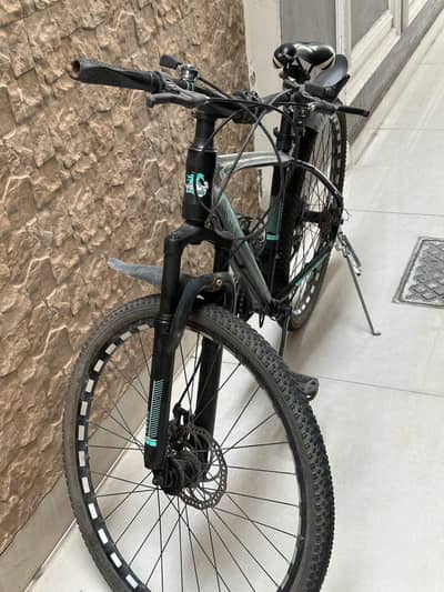 Mountain Bike | Disc Brakes | Gear Cycle | Good Condition