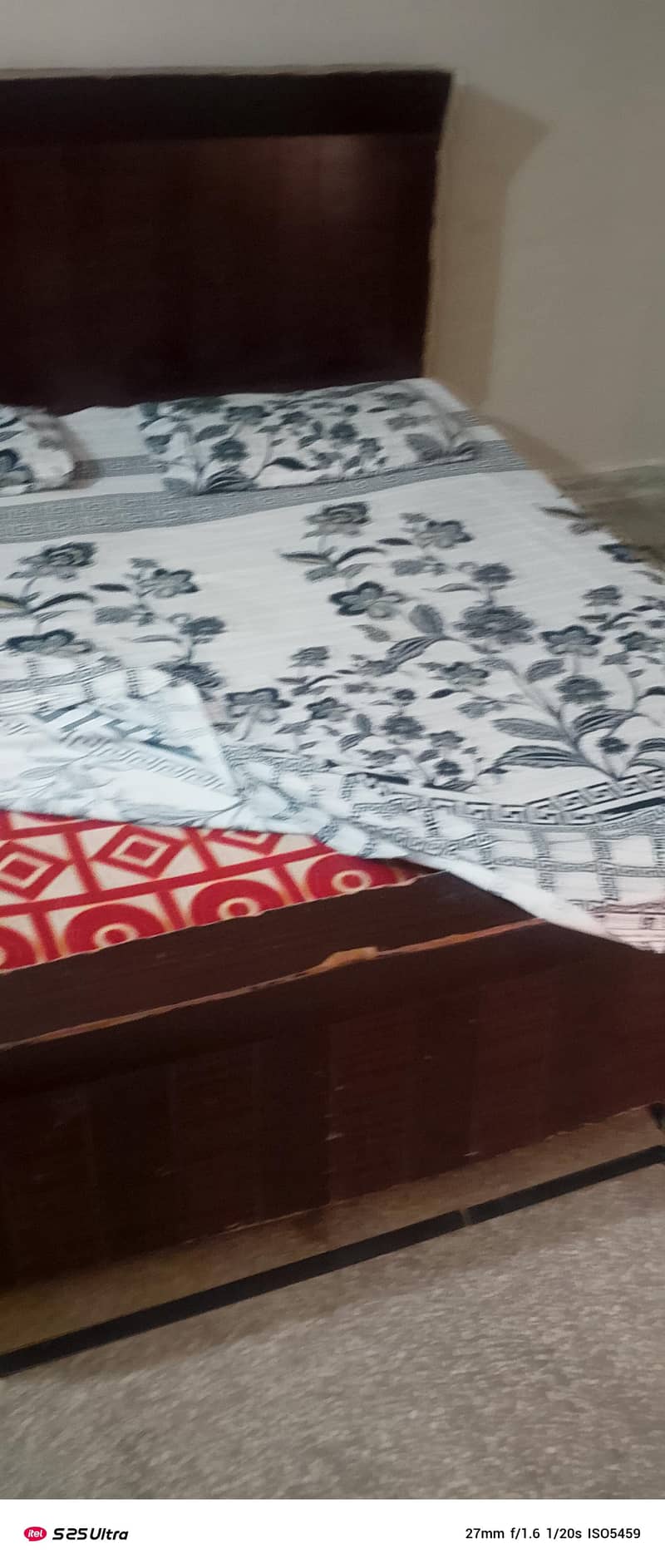 ایک عدد ڈبل بیڈ کنگ سائز ود4 انچ میٹرس 2