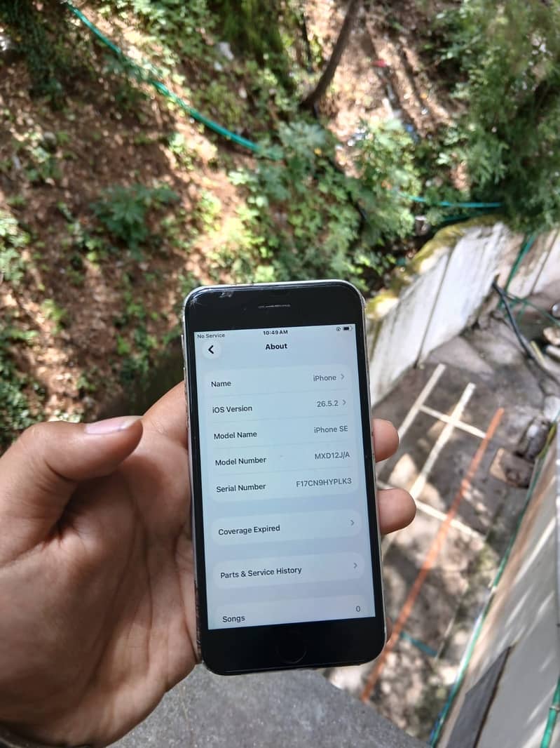 iPhone SE 9