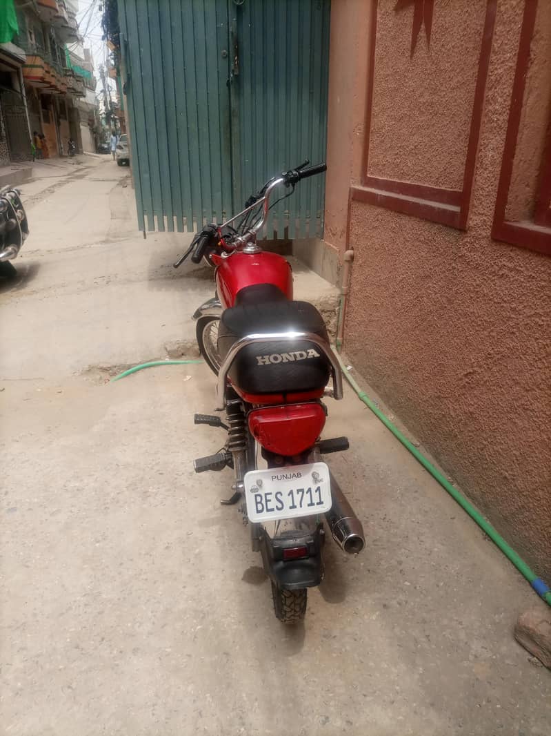 2018 model CD 70 1