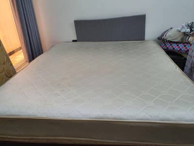 Double bed spring mattress