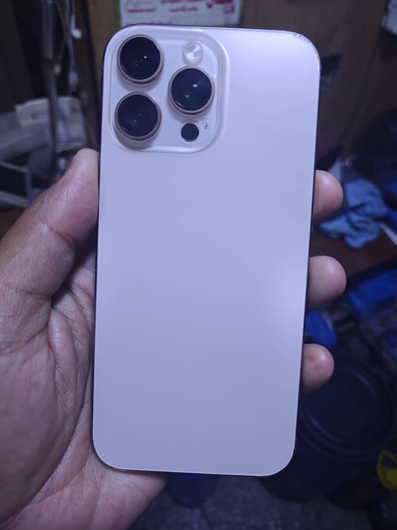 Iphone 16Pro Max 0
