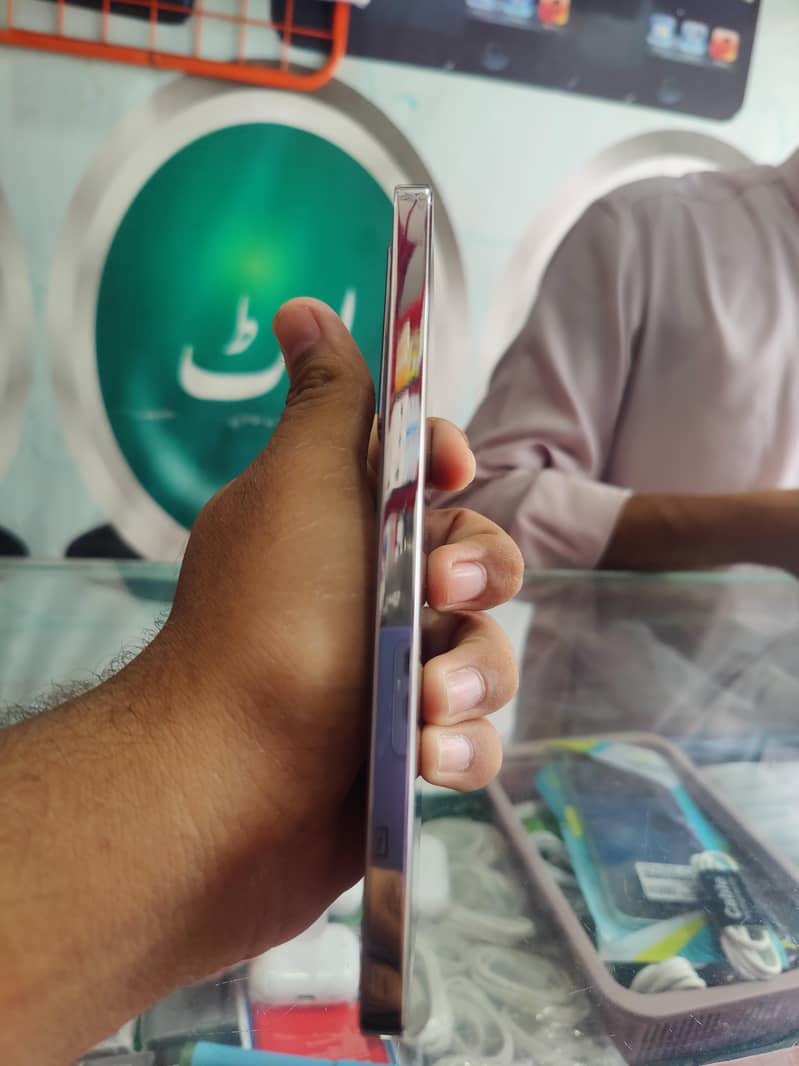 Infinix Note 40 1