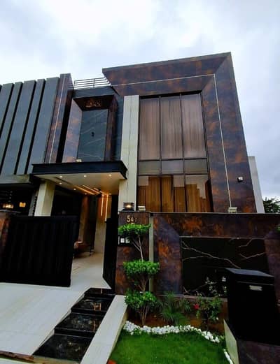 *5 Marla Ultra-Luxury Fully Furnished Bungalow For Rent In DHA Phase 9 Town, Lahore*