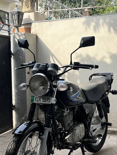 Suzuki GS150 2019