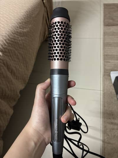 Remington Keratin Protect Heated Barrel Brush – New box packed
