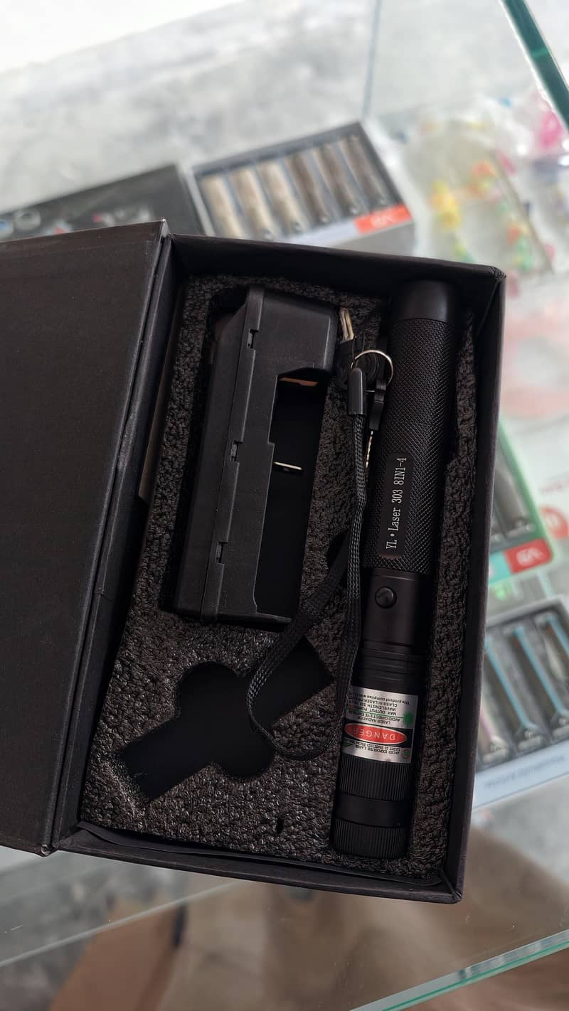 Laser Green Pointer With Design Function 3