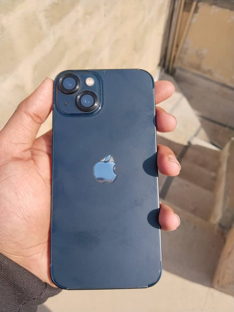 Apple iPhone 13 0