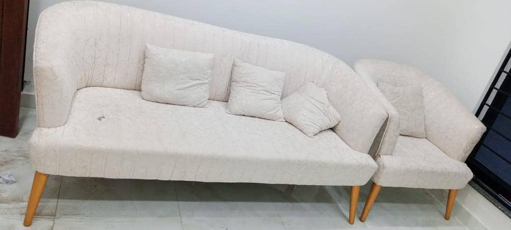 modern loungee sofa 0