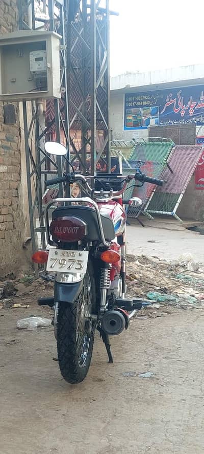 honda 125 original condition all ok one hand use first owner