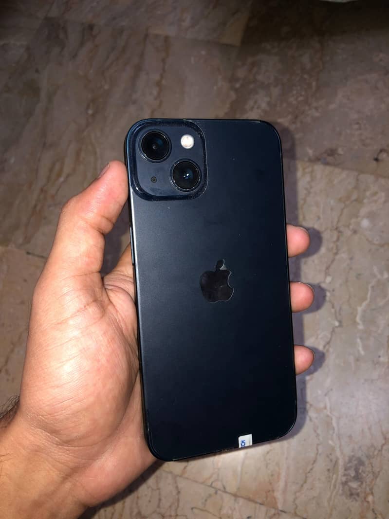 Apple iPhone 13 0