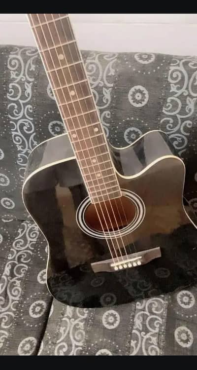 Diamond guitar Jumbo sized