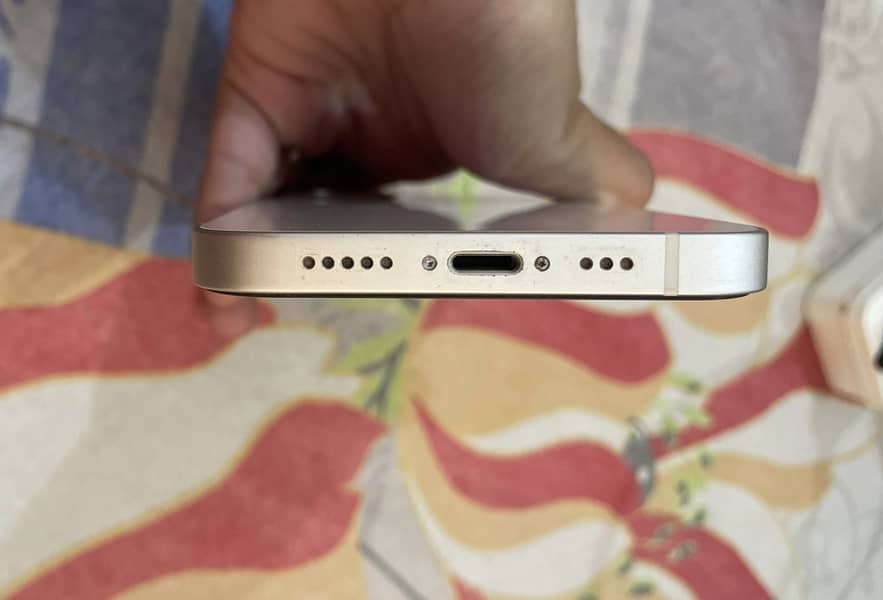 Apple iPhone 12 2
