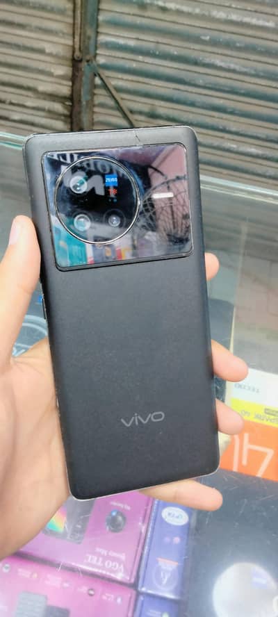 Vivo X80