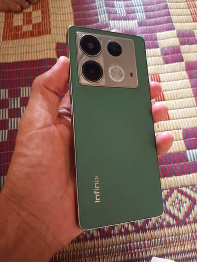 Infinix Note 40