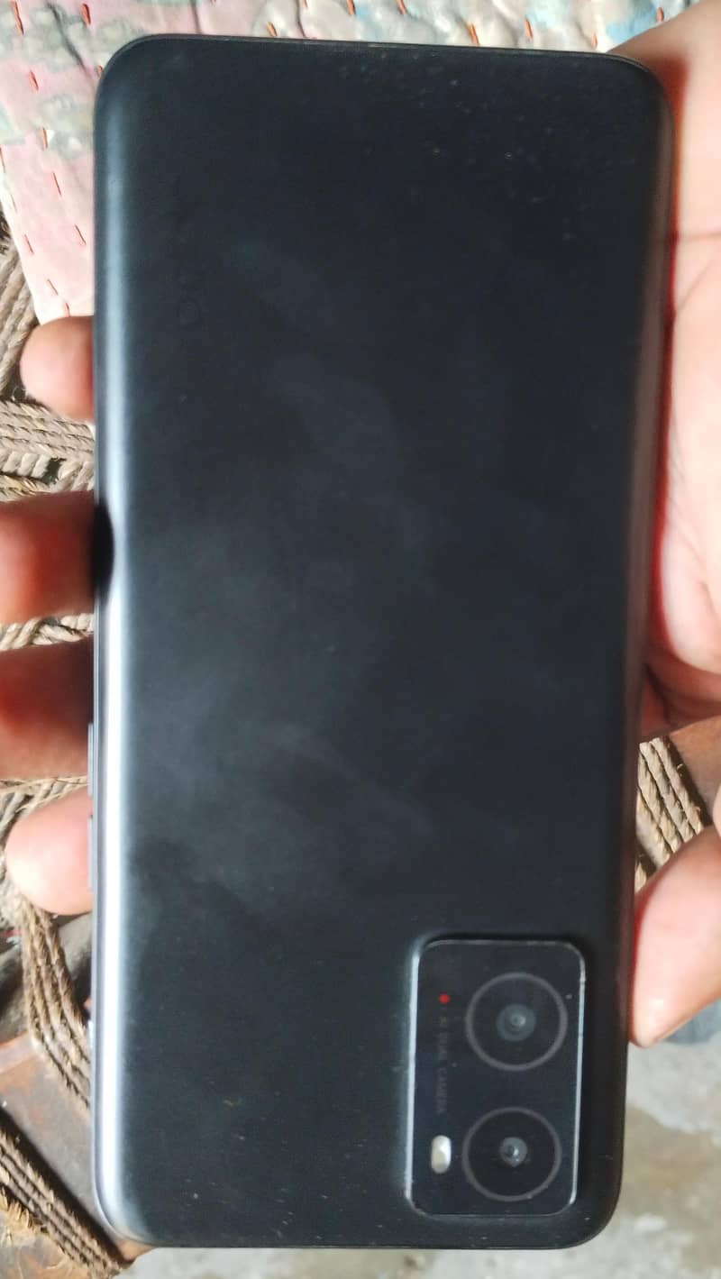 OPPO A76 0