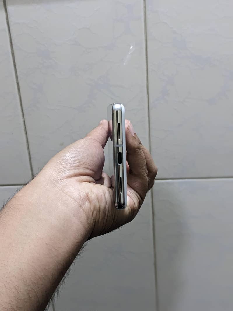 Google Pixel 7 Pro 4