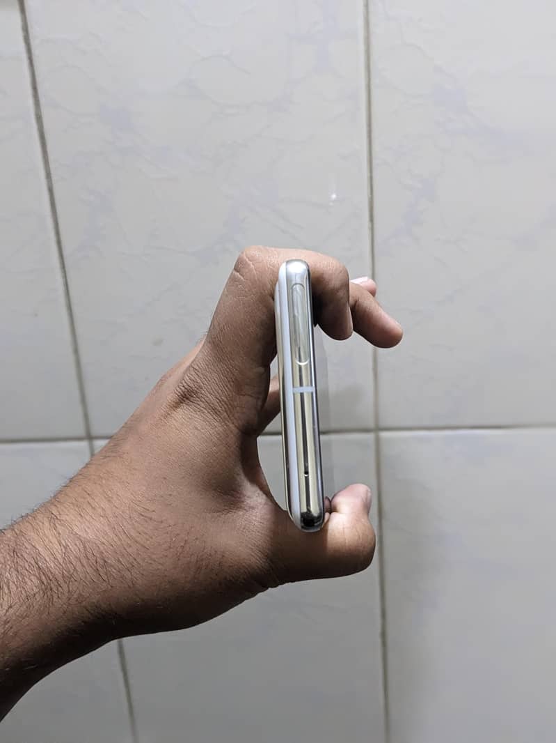 Google Pixel 7 Pro 6