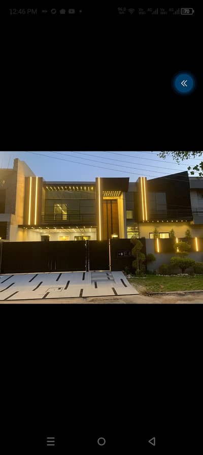 Prominently-Located 20 Marla House Available In Wapda Town Phase 1 - Block E