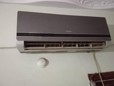 Galanz 1 ton split AC for sale