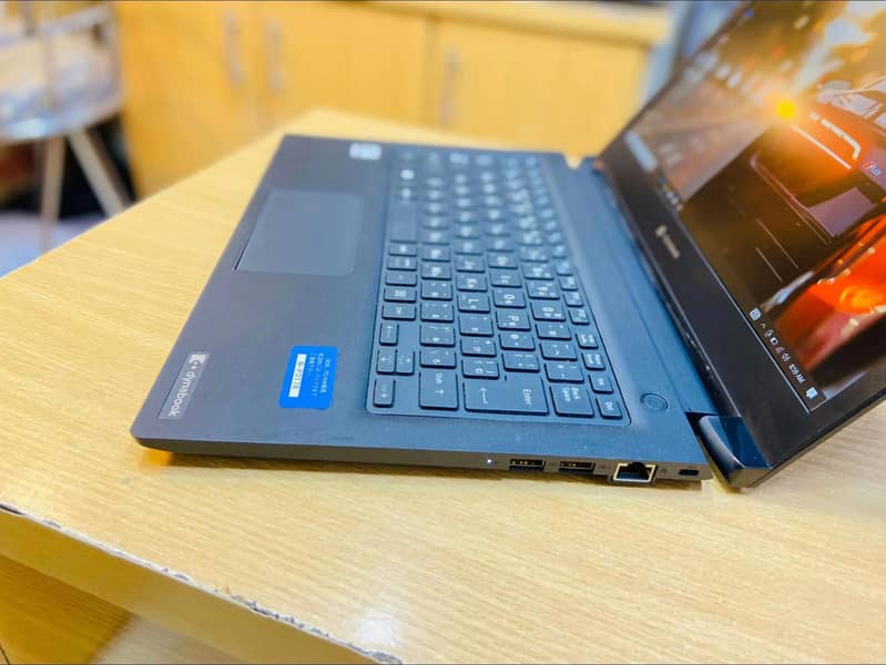 Dynabook S73/fs 1
