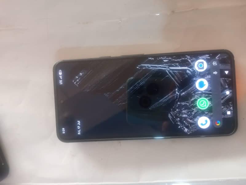 Google Pixel 8 0