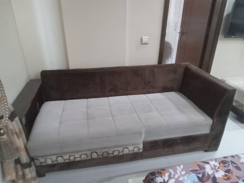 sofa seṭ 1