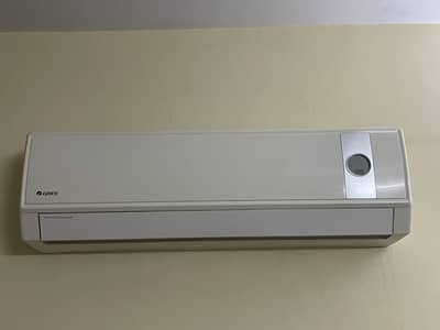 Gree AC 1.5 ton best condition