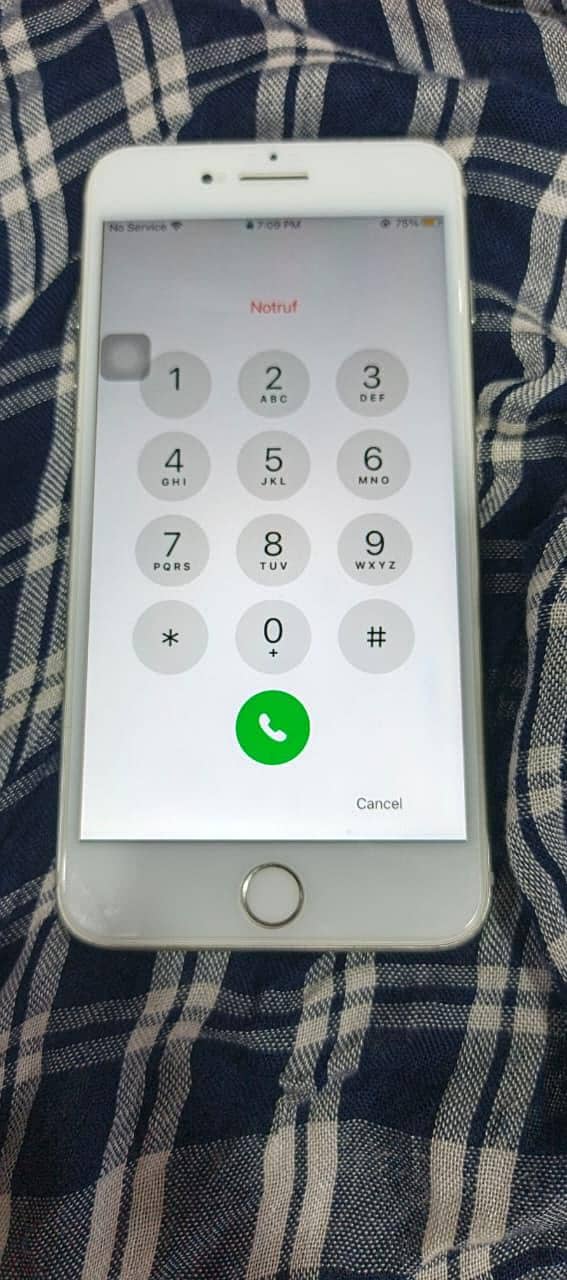Apple iPhone 7 Plus 1