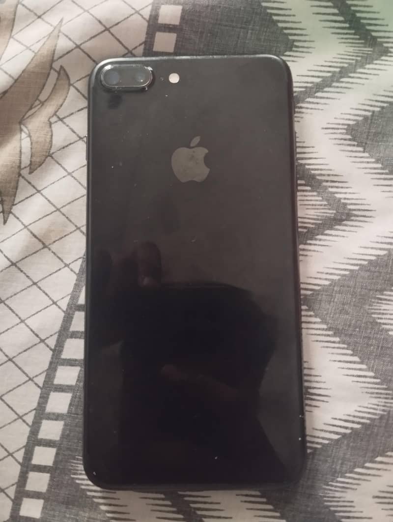 Apple iPhone 7 Plus 0