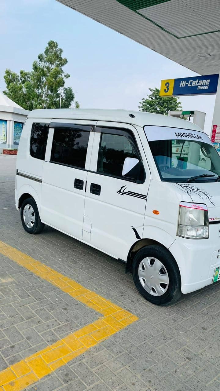 Suzuki Every 2016 3