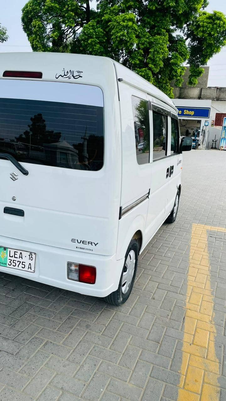 Suzuki Every 2016 6