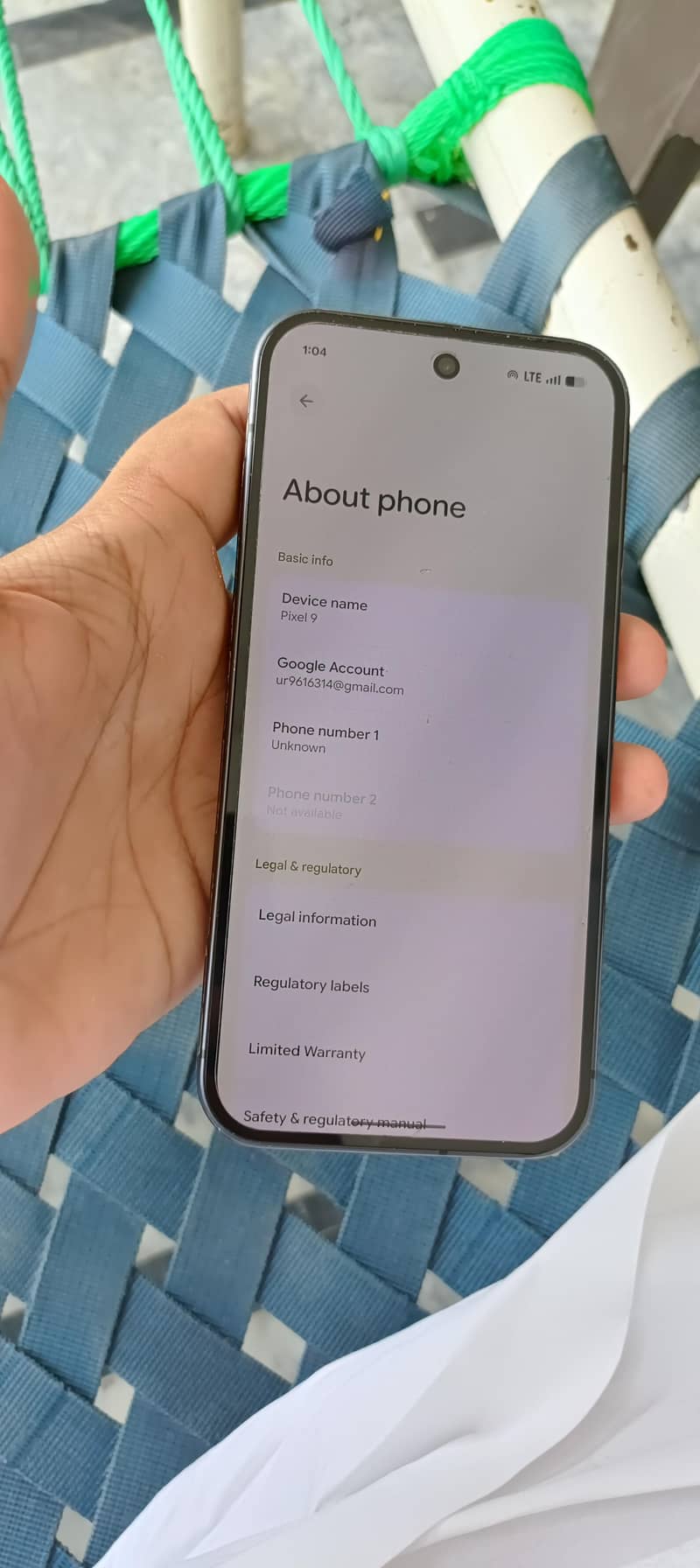 Google Pixel 9 4