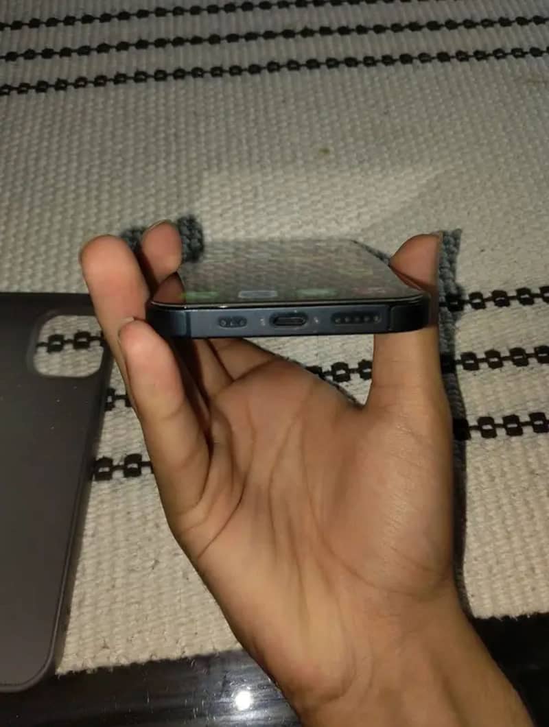 iphone 13 jv 3