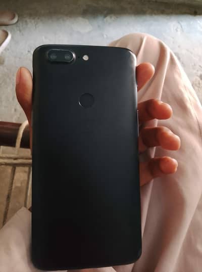 One Plus 5T