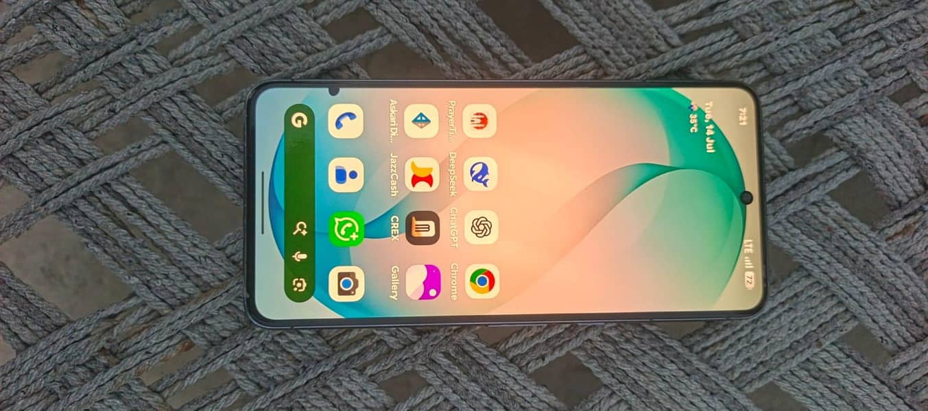 Google Pixel 8 Pro 0