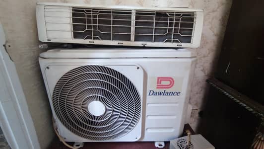 1.5 ton Dawlance inverter AC