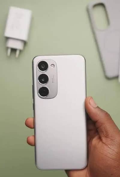 Tecno spark 40 pro plus