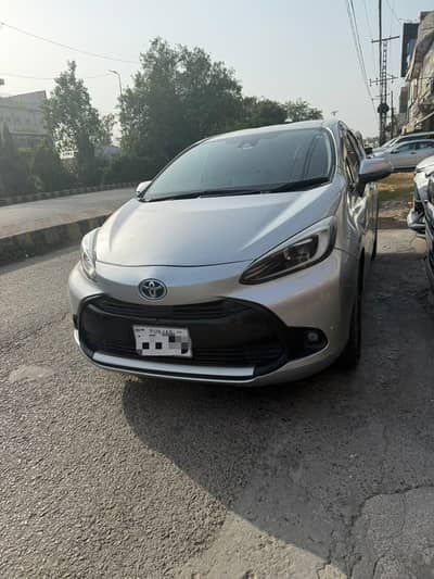 Toyota Aqua 21 model For Sale