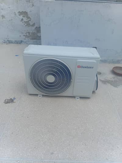 1 month use Ac brand new  chill cooling airport socity