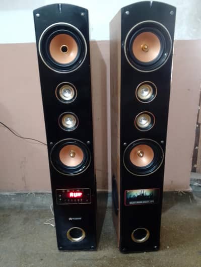 AUDIONIC COOPER 9 TOWER SPEAKERS