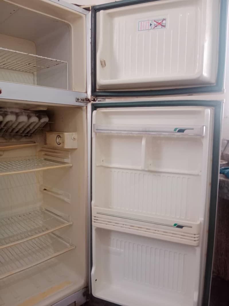 Fridge 0