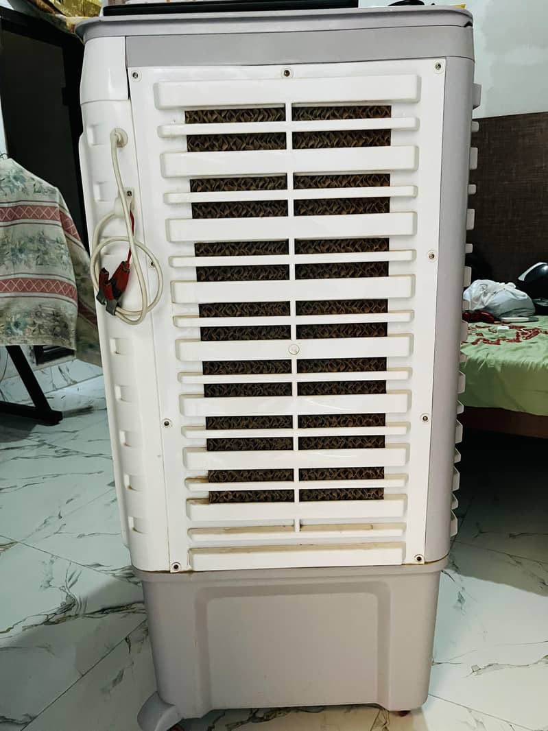 Master Air Cooler 1