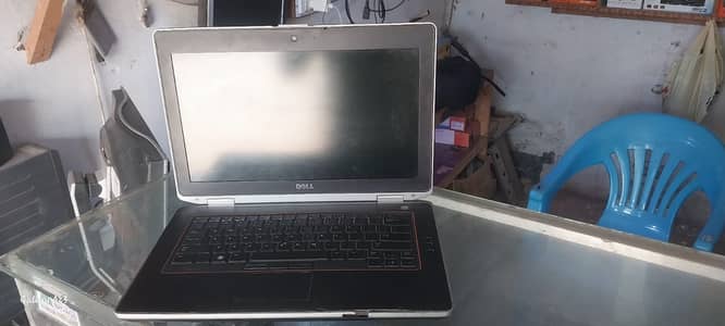 i7 2nd gen/16 Gb Ram. 500gb HDD with Graphic card and mouse&Handfree
