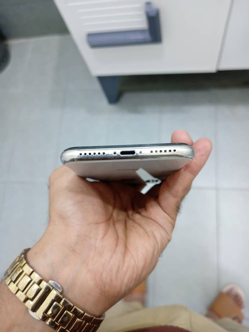 Apple iPhone X 2