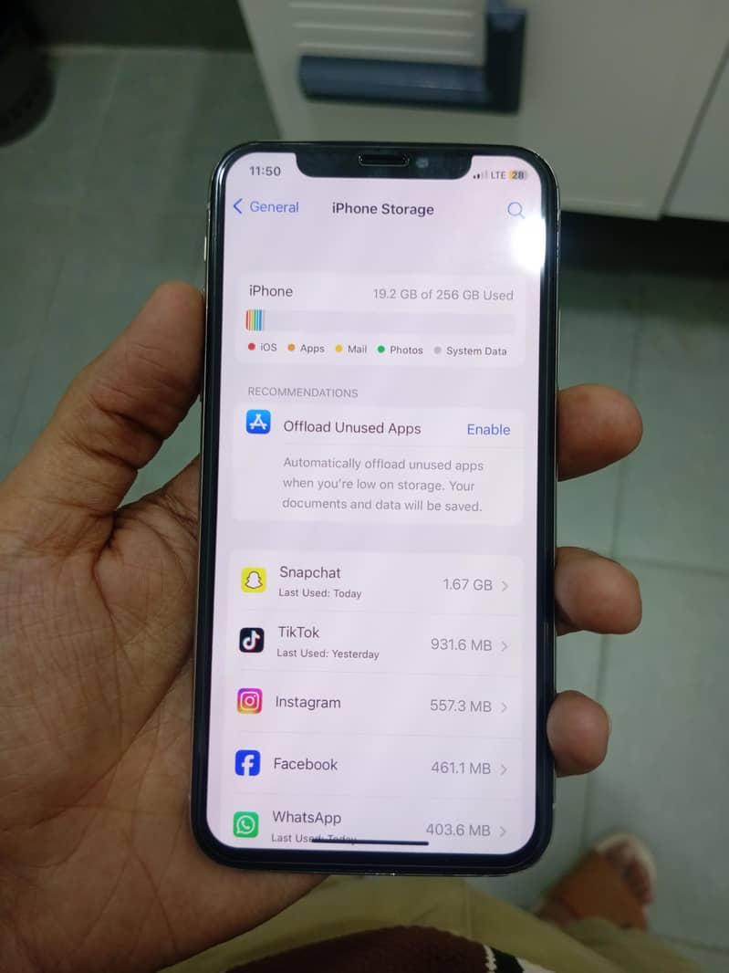 Apple iPhone X 3